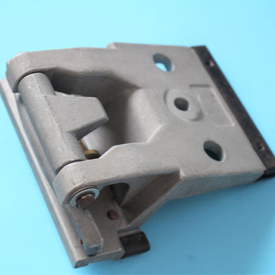 마무리 기계는 Monforts Stenter 클립 96mm 구멍 중심 거리 알루미늄 소재 고정 직물을 분해합니다